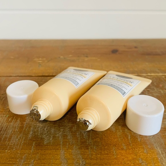 2pk IT Cosmetics Confidence In A Cleanser - Picture 3 of 3